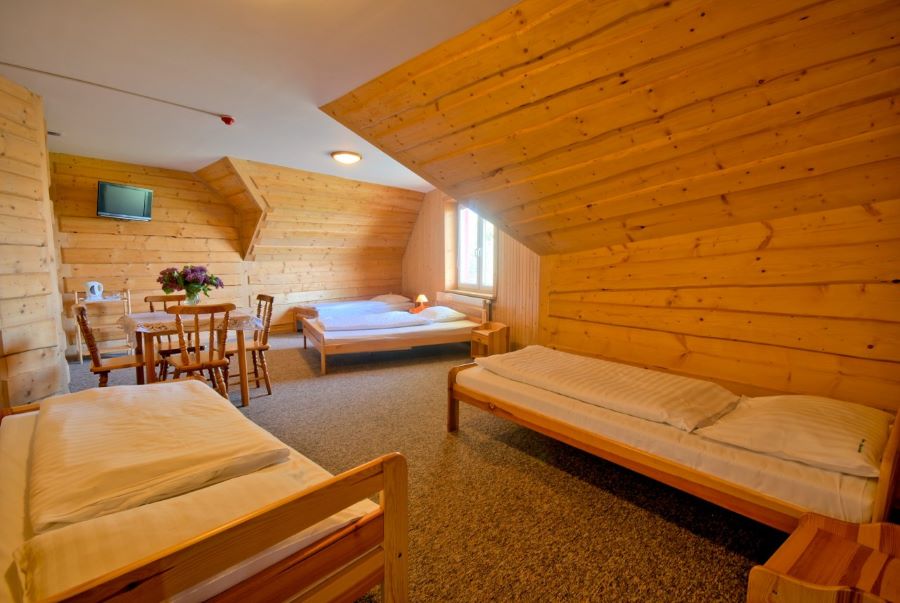 PLACÓWKA Ośrodek Wczasowy Białka Tatrzańska góry Zakopane Tatry w Polsce 01